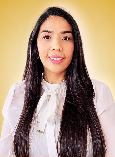 Foto Equipe: Dra. Akemi Miyahira Valois Garcia, urologista na Clínica Reviva, no bairro Cambuí, Campinas, São Paulo.