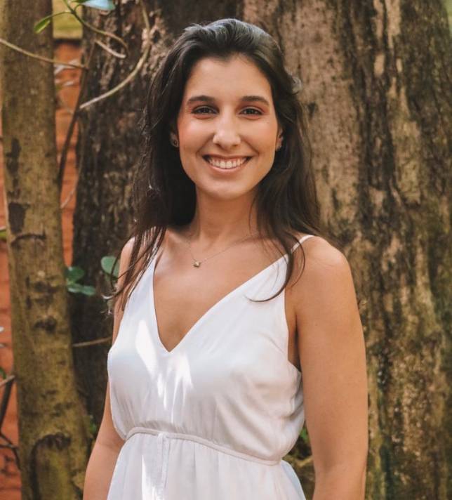 Foto destaque Dra. Marina Dessimoni - Médica Homeopata