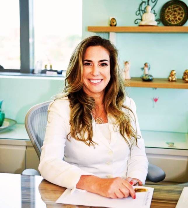 Dra Luciane Faleiros Lombello
